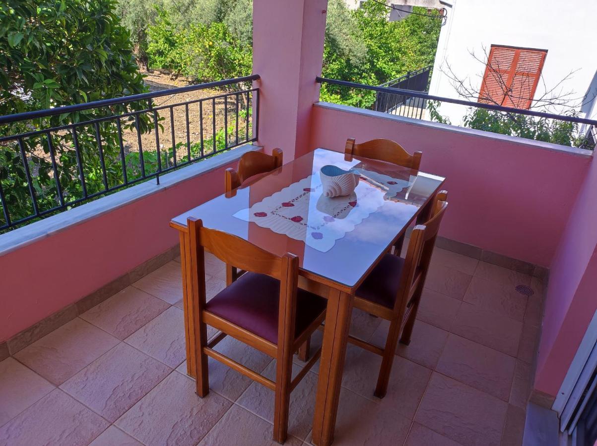 Villa Hospitality Nikiana Exterior foto